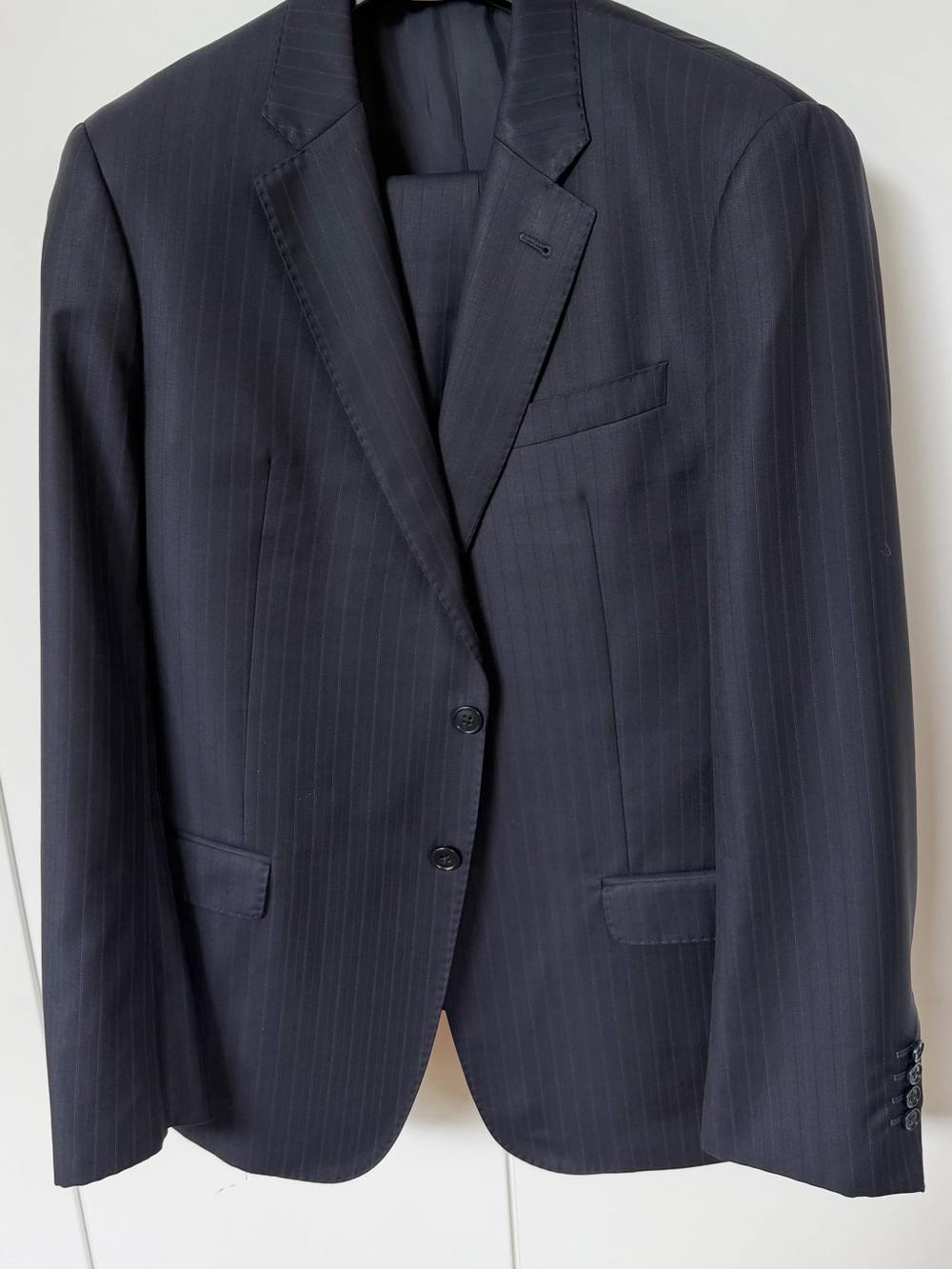 Giorgio Armani “Soft” Made in Italy 2-Piece Suit | Dark Navy Pinstripe | 46R